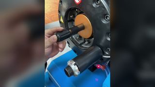 Máquina prensadora de mangueras hidráulicas P32CS